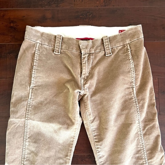 LEVI’S Pants Low Rise Flare Hem Khaki Tan Slacks Size 5 - Picture 3 of 11